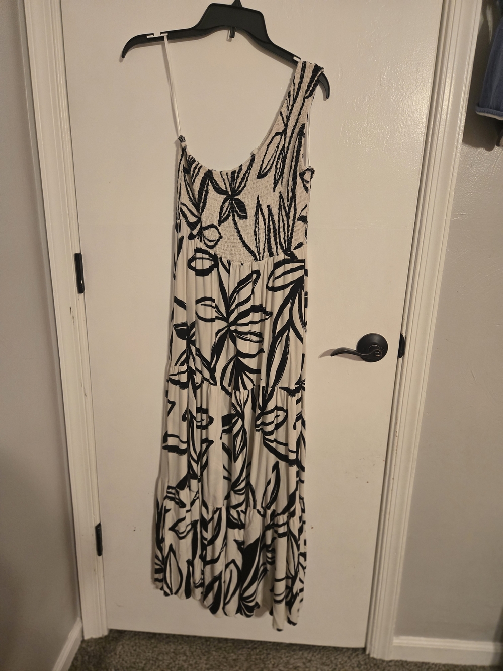 White and Black Maxi Dress One Shoulder Size XL